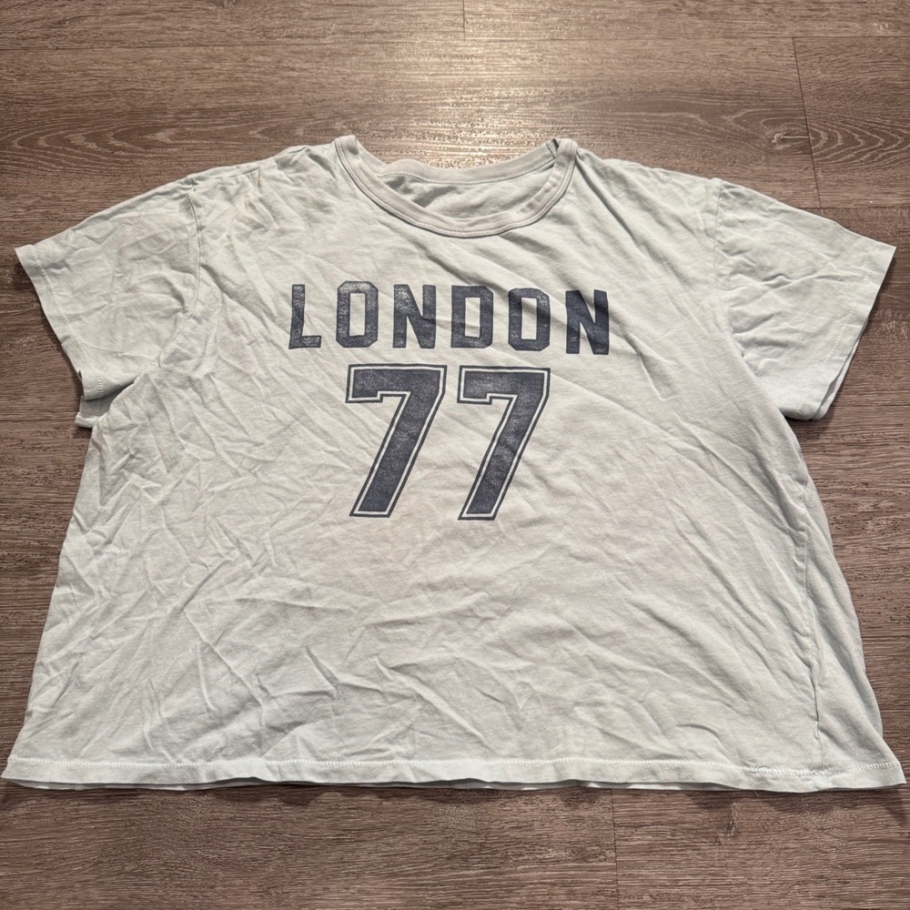 American Eagle Shirt Womens XL Blue London #77 Cotton Graphic Tee Retro Sporty